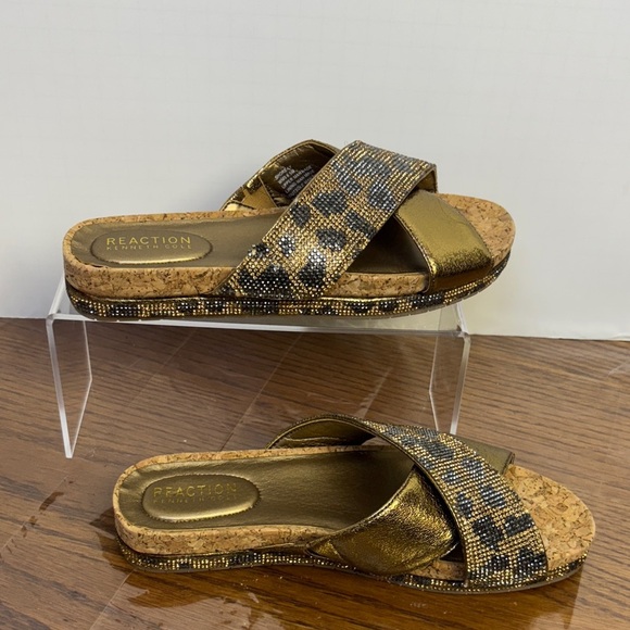 Kenneth Cole reaction Women's Gold Leopard Sandals. Size 6.5. NWOT. - Picture 2 of 6